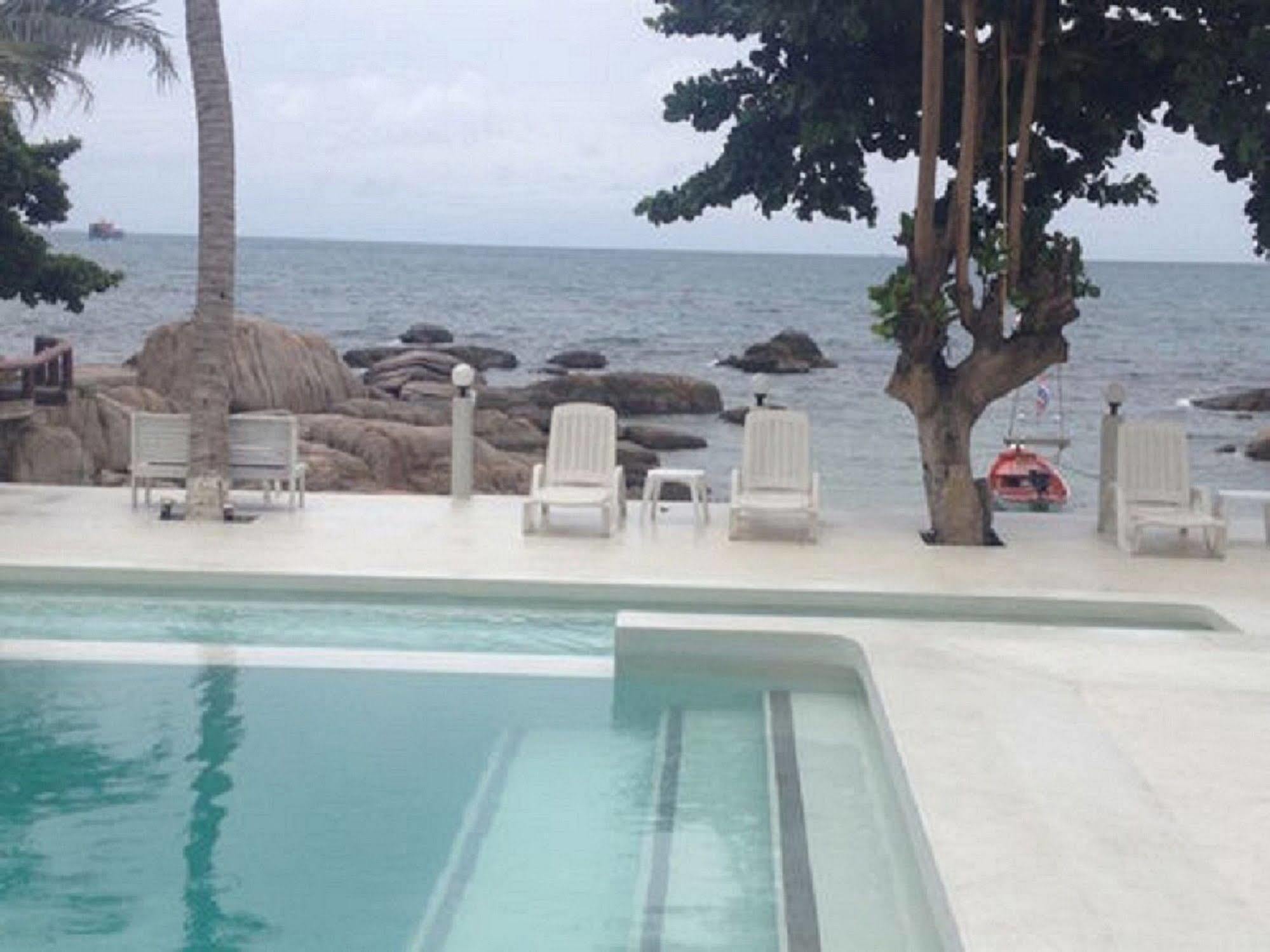Simple Life Talay & Divers 2* Ko Tao